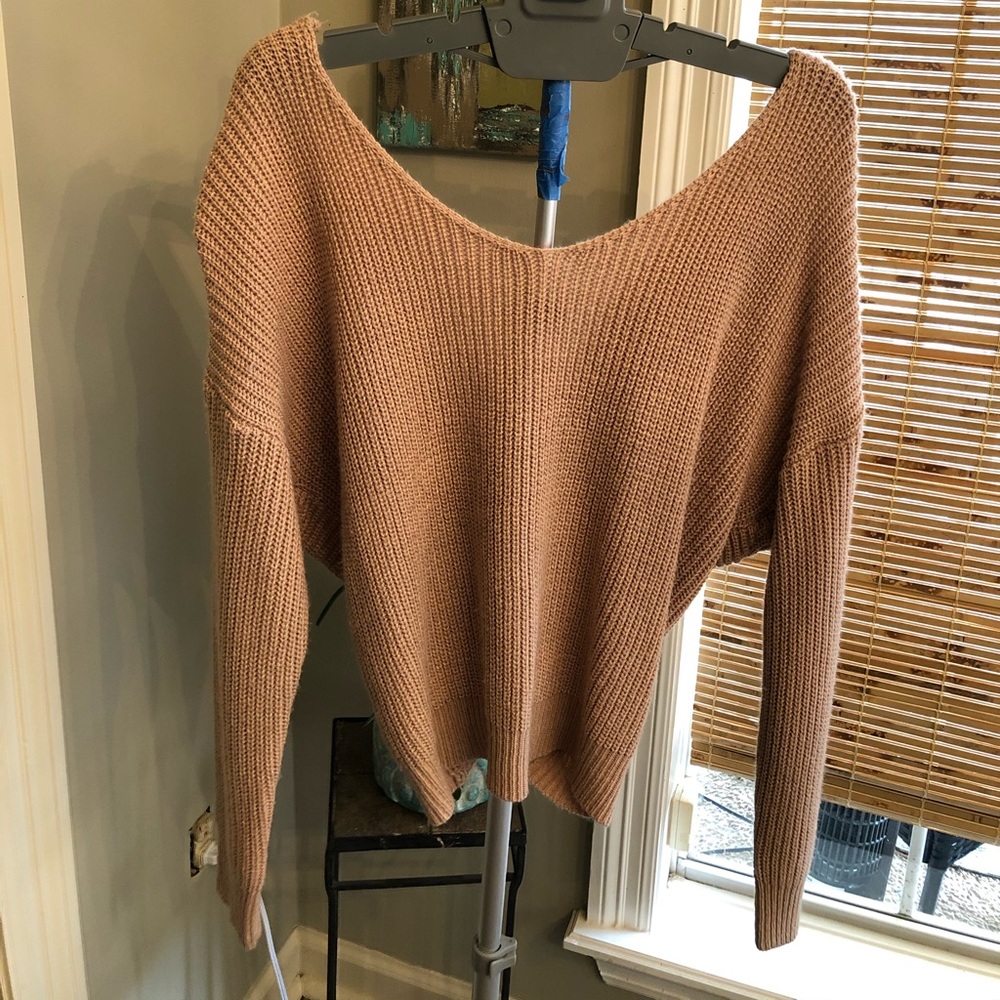 Blush pink v neck sweater with knot closure